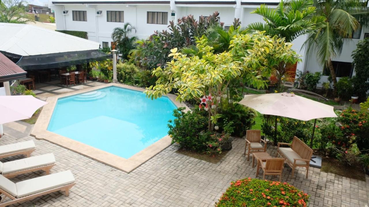 Red Knight Gardens Hotel Davao City Exterior foto