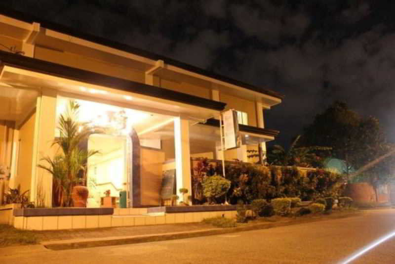 Red Knight Gardens Hotel Davao City Exterior foto